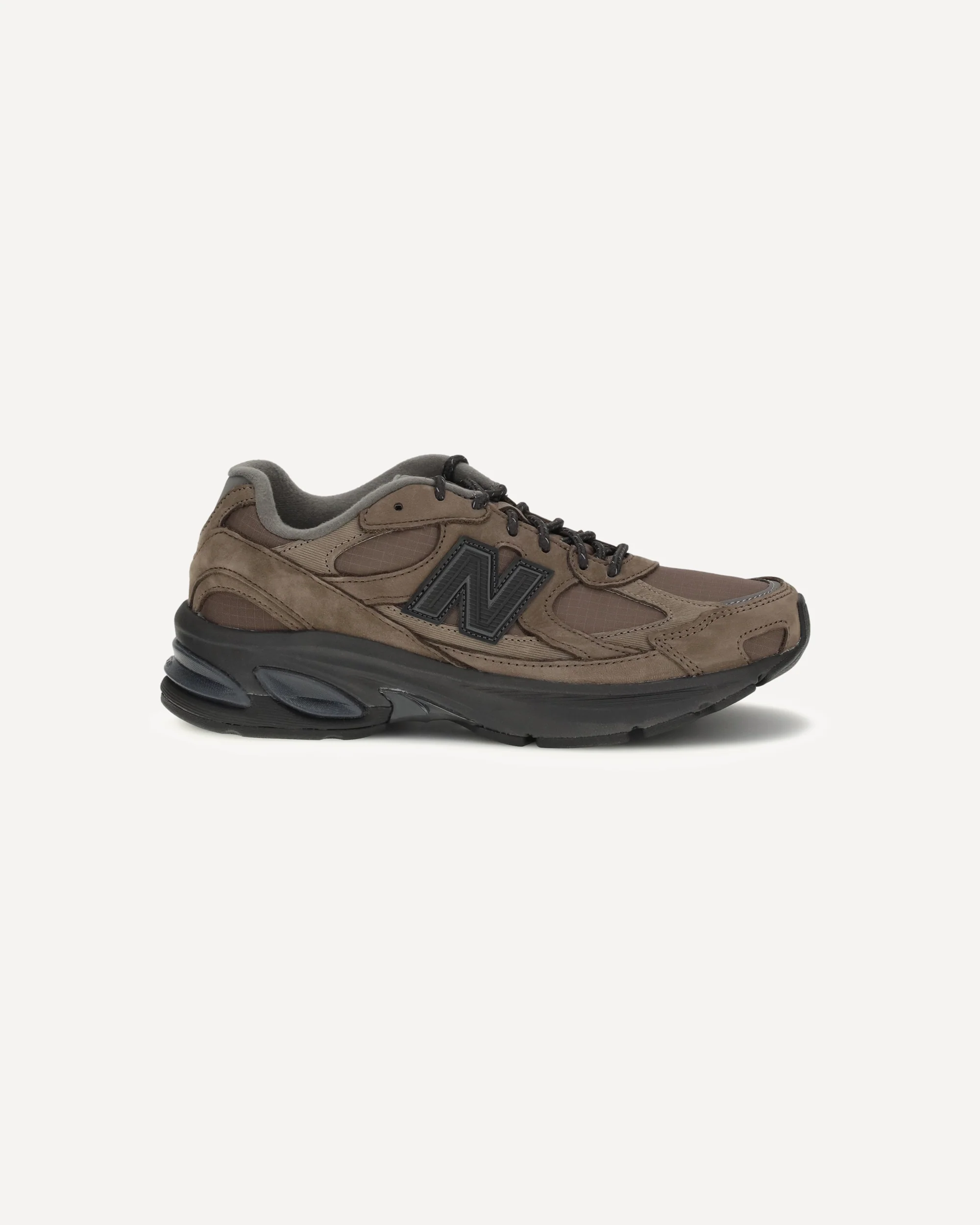 2010 Sneakers - Image 3