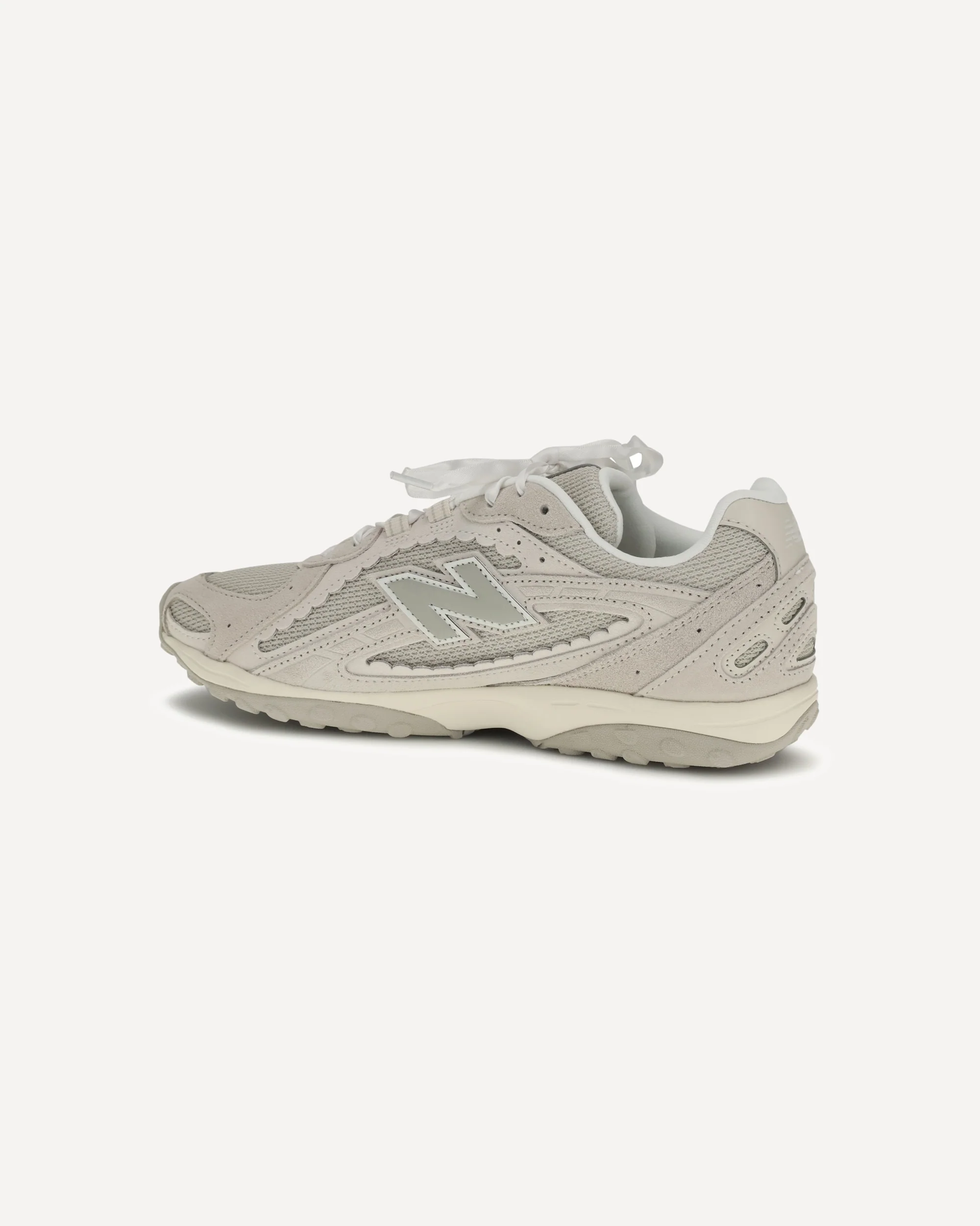 204L Sneakers - Image 5